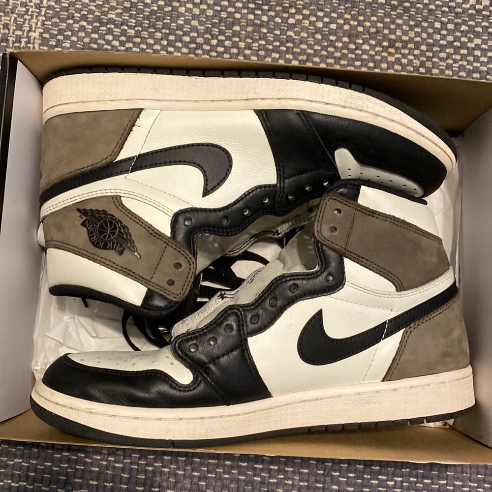 Air jordan 1 Retro High OG ‘Dark Mocha’